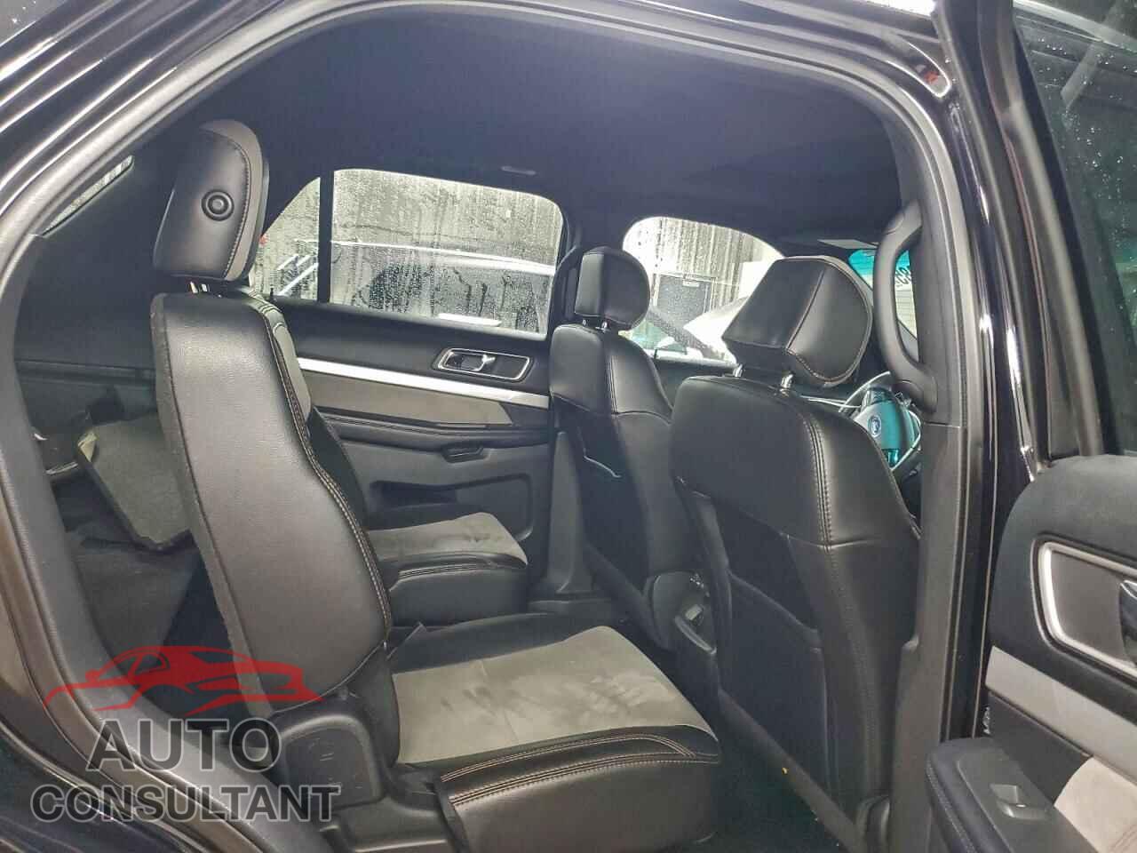 FORD EXPLORER 2017 - 1FM5K8D82HGB44307
