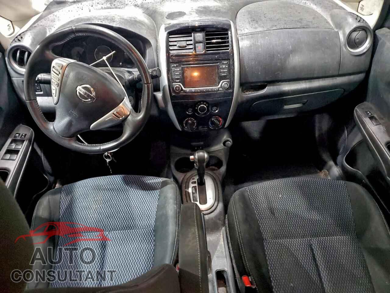 NISSAN VERSA 2017 - 3N1CE2CP3HL376406