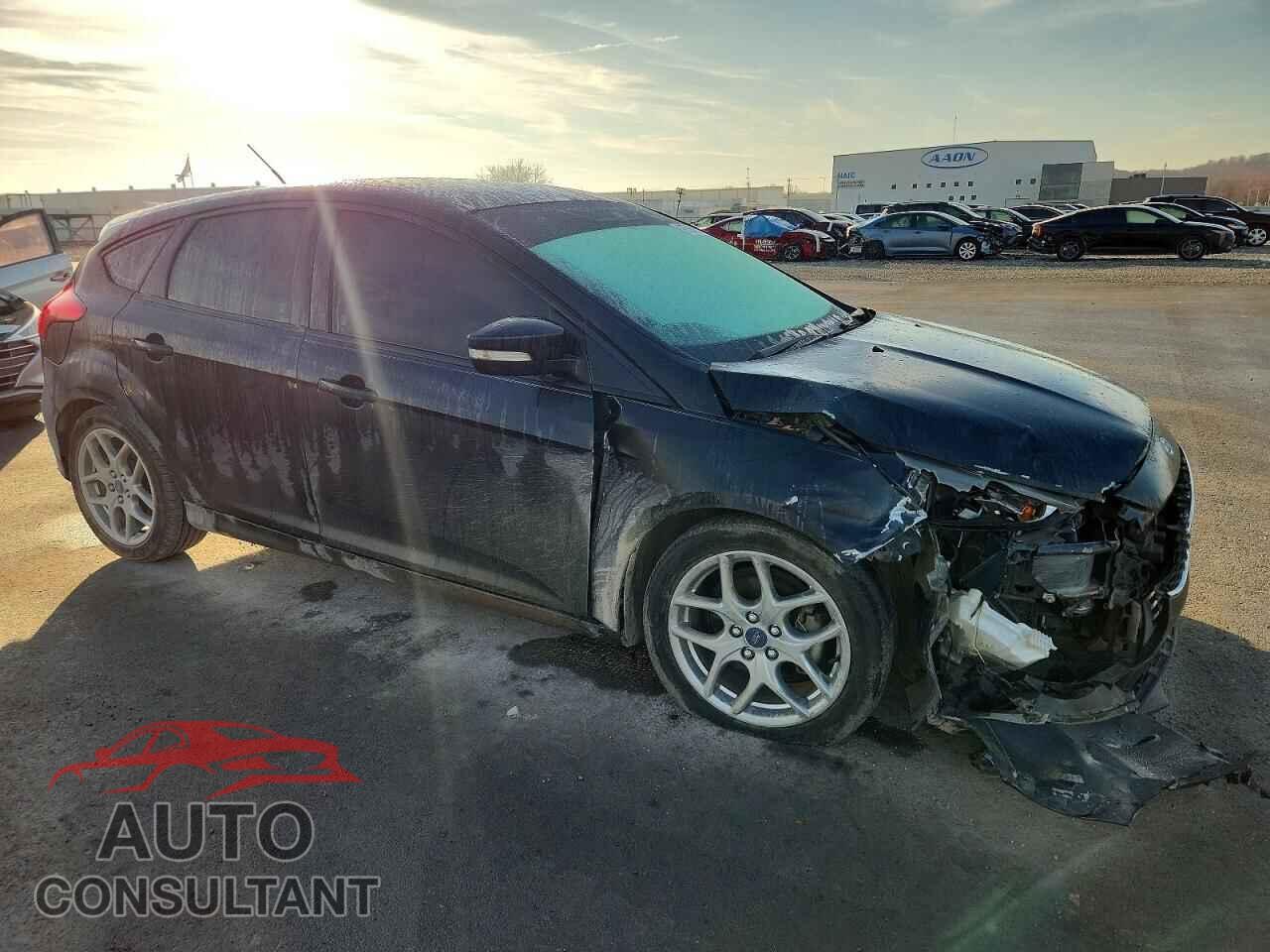 FORD FOCUS 2015 - 1FADP3K21FL210701
