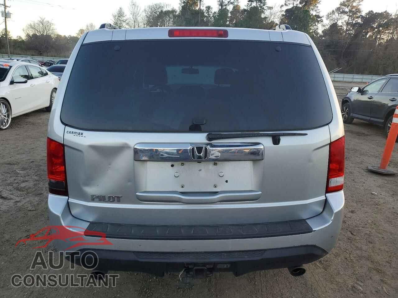 HONDA PILOT 2014 - 5FNYF3H5XEB018887