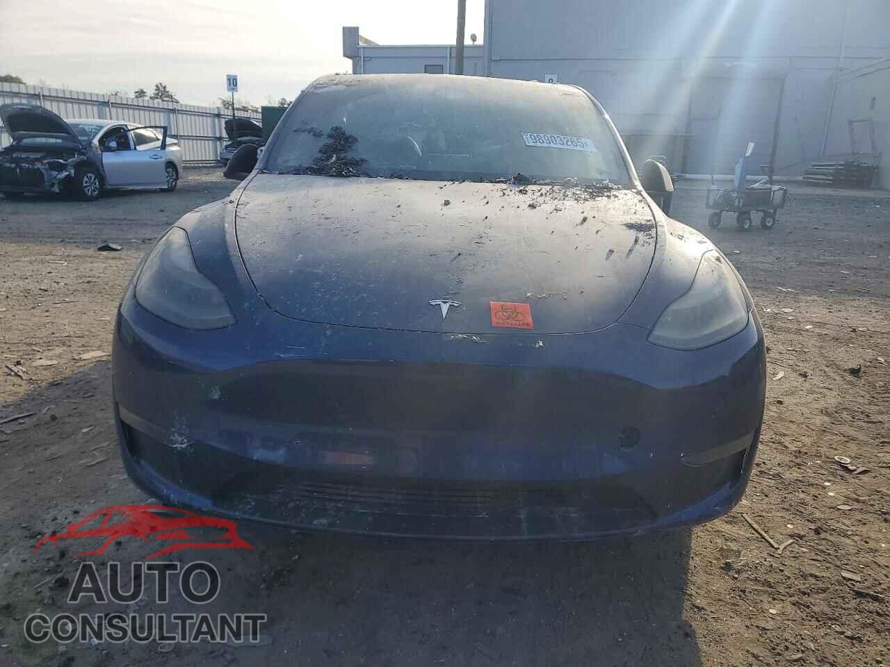 TESLA MODEL Y 2024 - 7SAYGAEE9RF005272