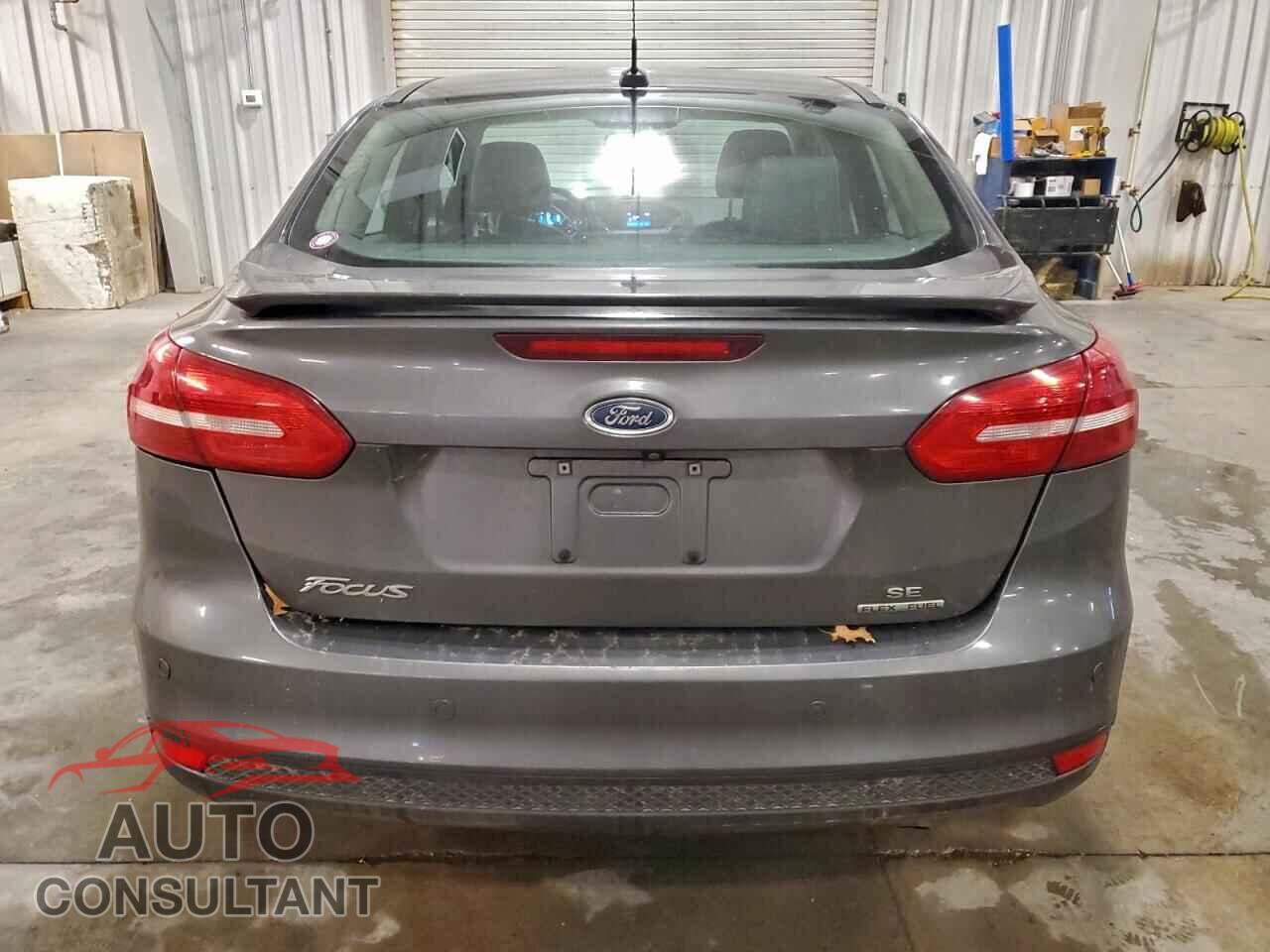 FORD FOCUS 2015 - 1FADP3F22FL254569