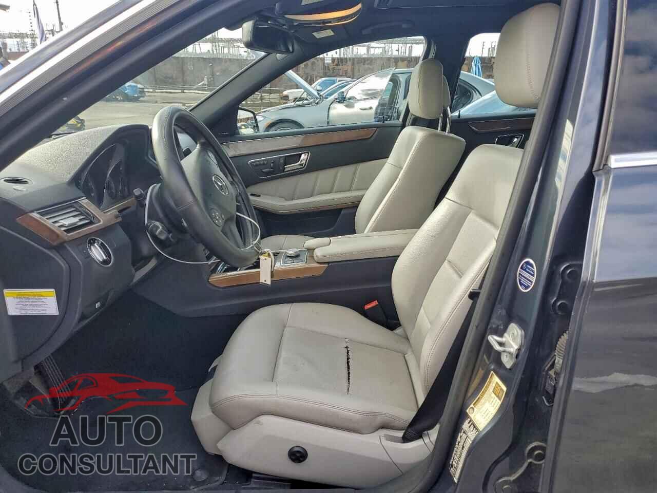 MERCEDES-BENZ E-CLASS 2011 - WDDHF5GB9BA477258