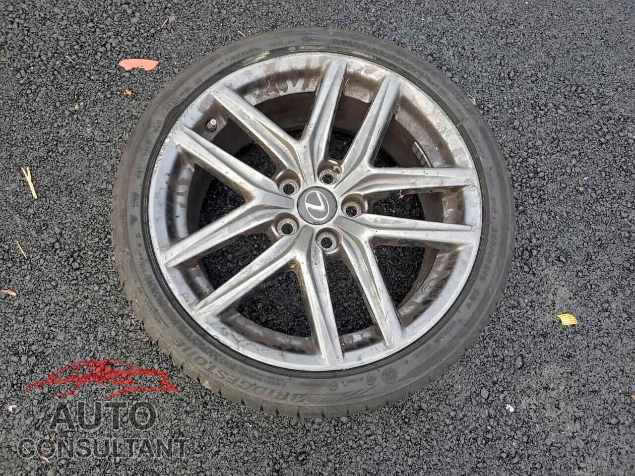 LEXUS IS 2016 - JTHCE1D28G5010478