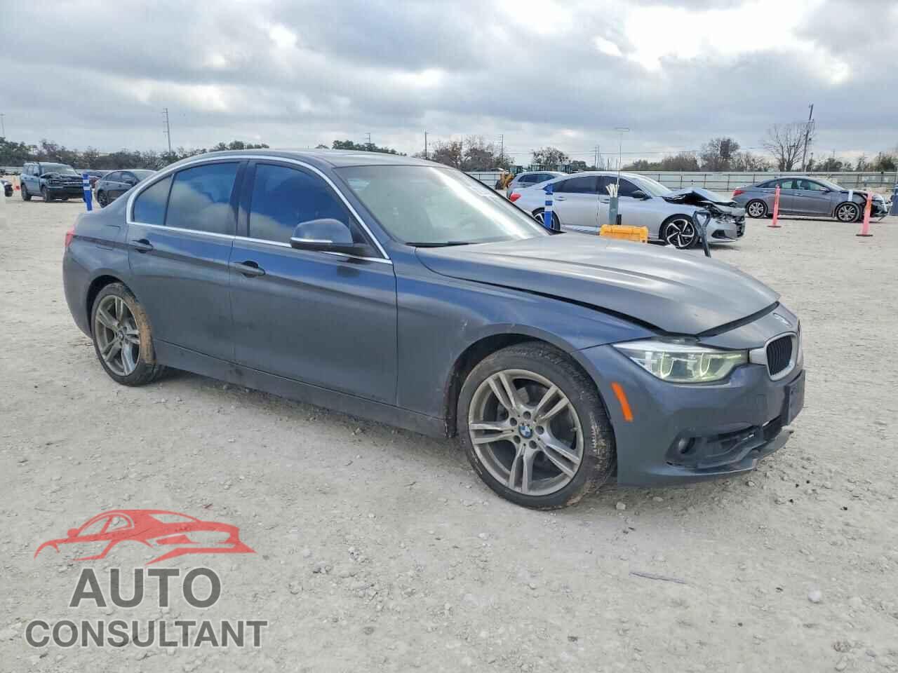 BMW 3 SERIES 2018 - WBA8B9C56JEE81434
