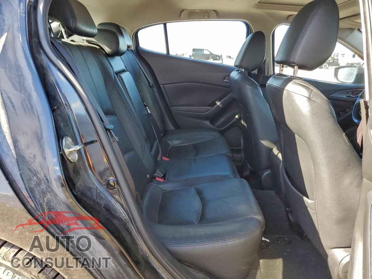 MAZDA 3 2017 - JM1BN1M34H1120765