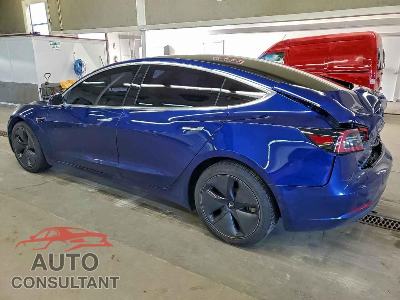 TESLA MODEL 3 2018 - 5YJ3E1EB0JF120365