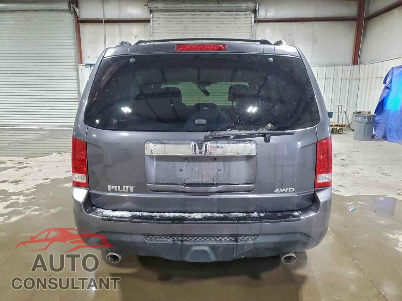 HONDA PILOT 2015 - 5FNYF4H73FB036706