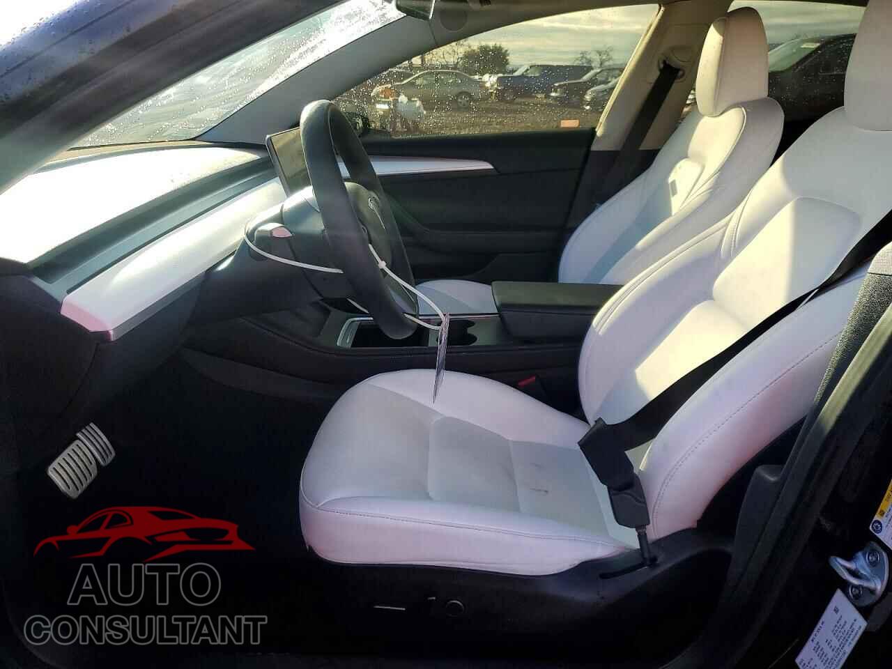 TESLA MODEL 3 2023 - 5YJ3E1EC2PF517352