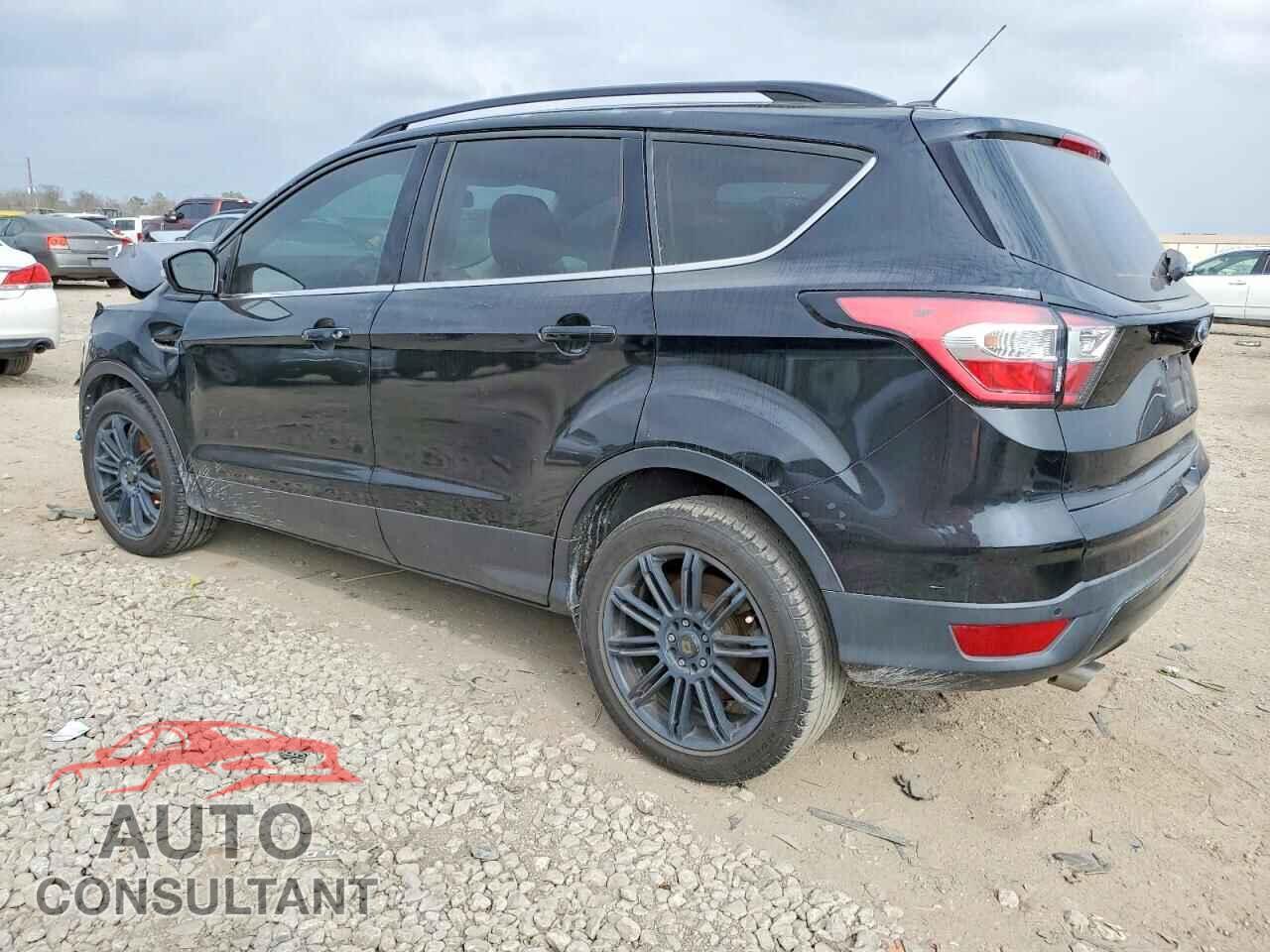 FORD ESCAPE 2017 - 1FMCU0JD5HUD04489