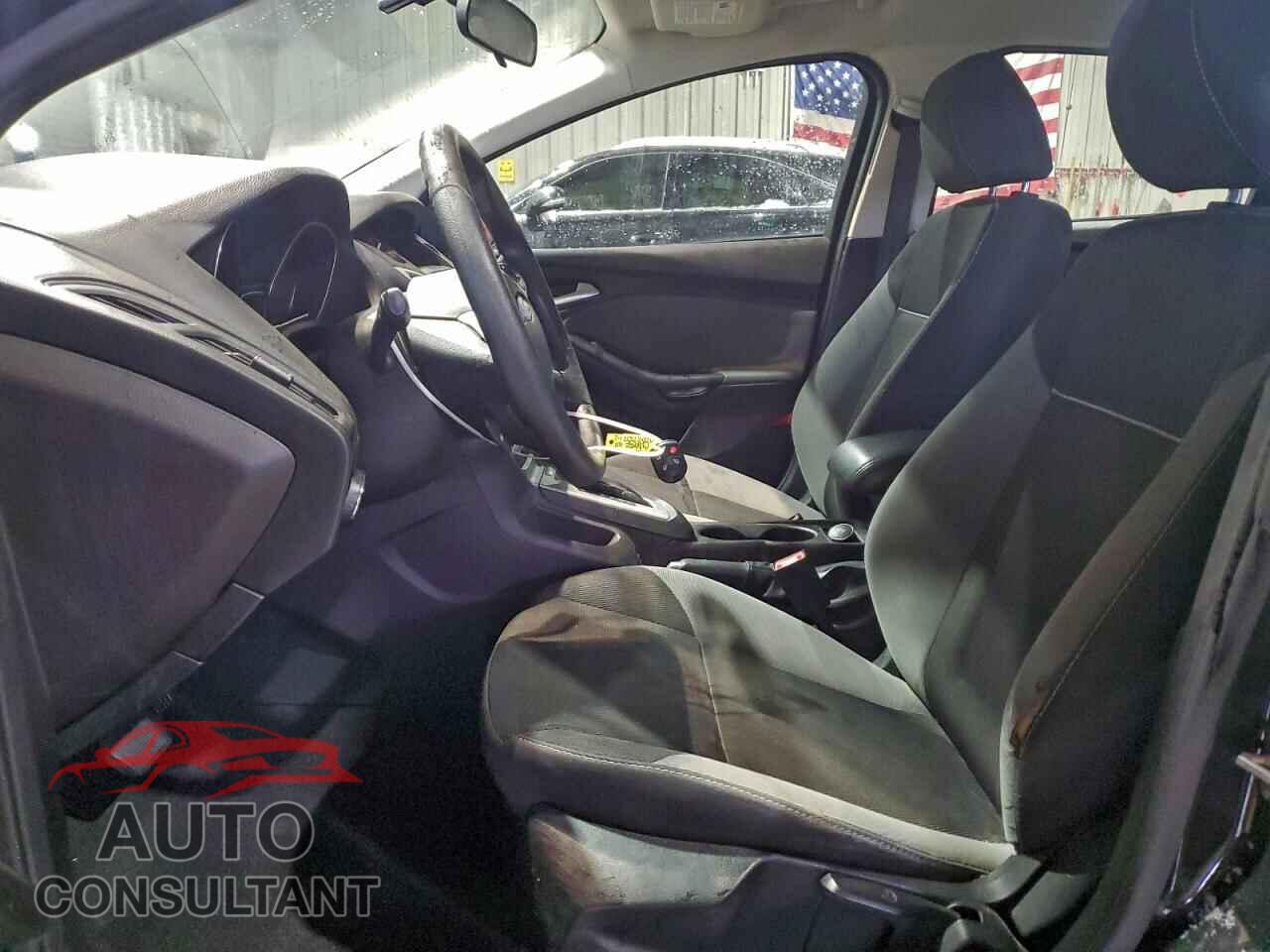 FORD FOCUS 2014 - 1FADP3F27EL445774