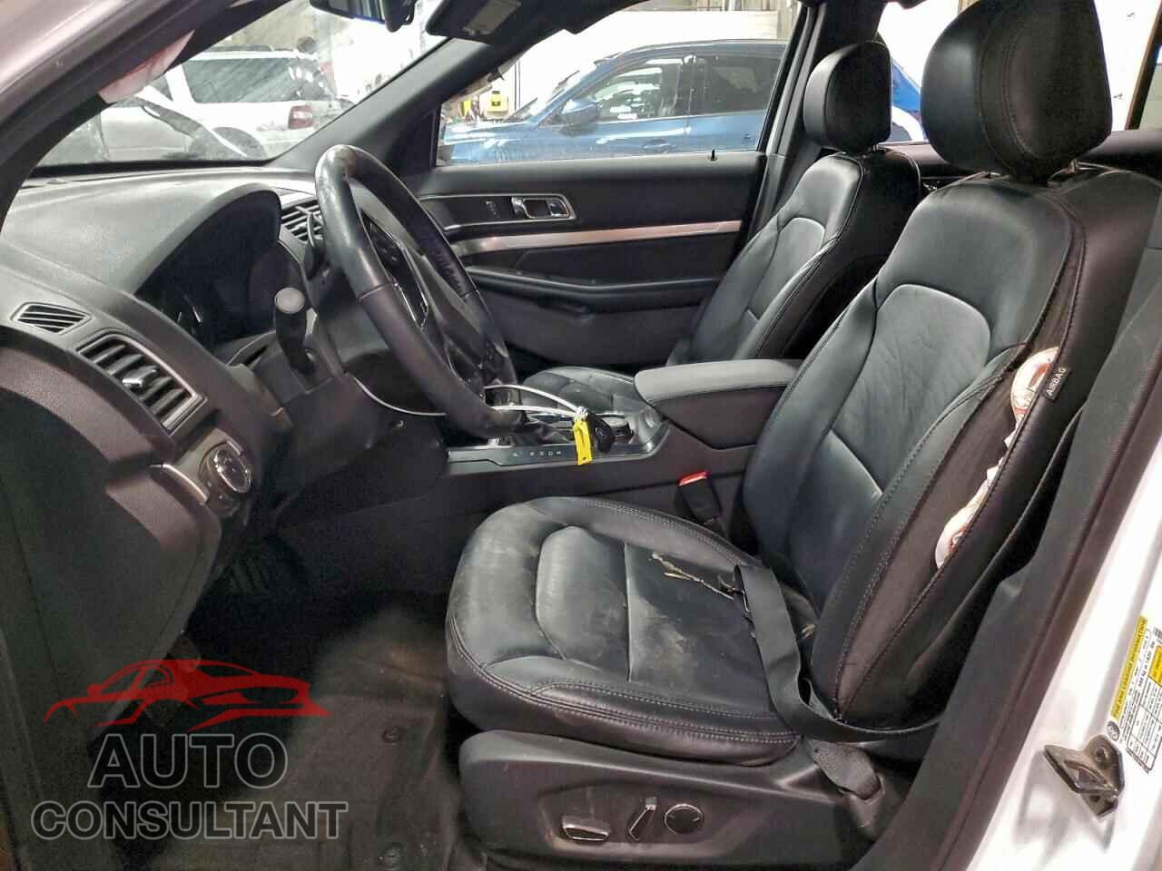 FORD EXPLORER 2017 - 1FM5K8D82HGD38559