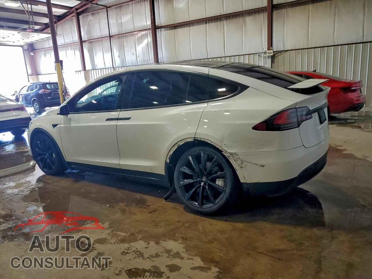 TESLA MODEL X 2020 - 5YJXCAE2XLF237543