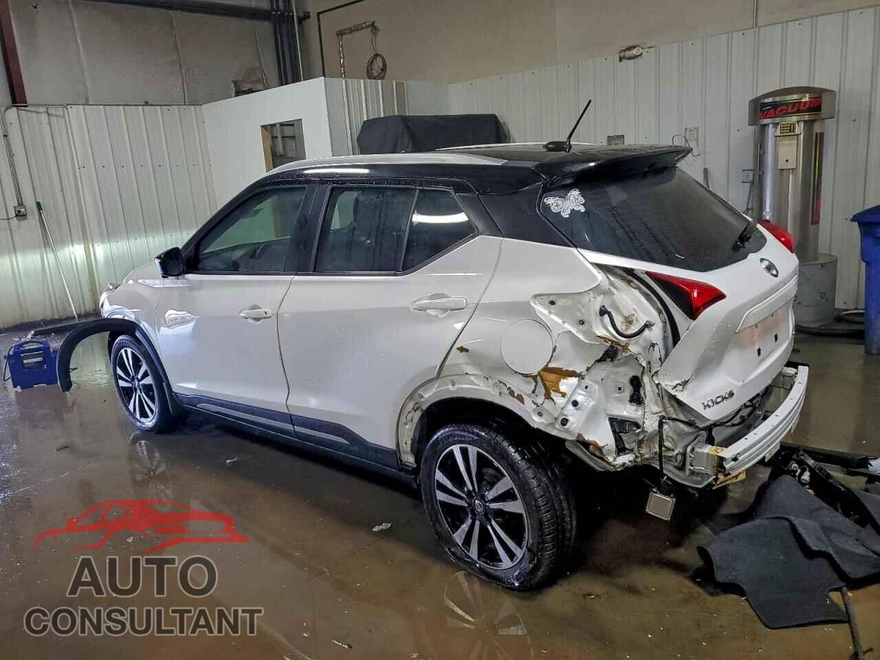 NISSAN KICKS 2019 - 3N1CP5CU3KL543887