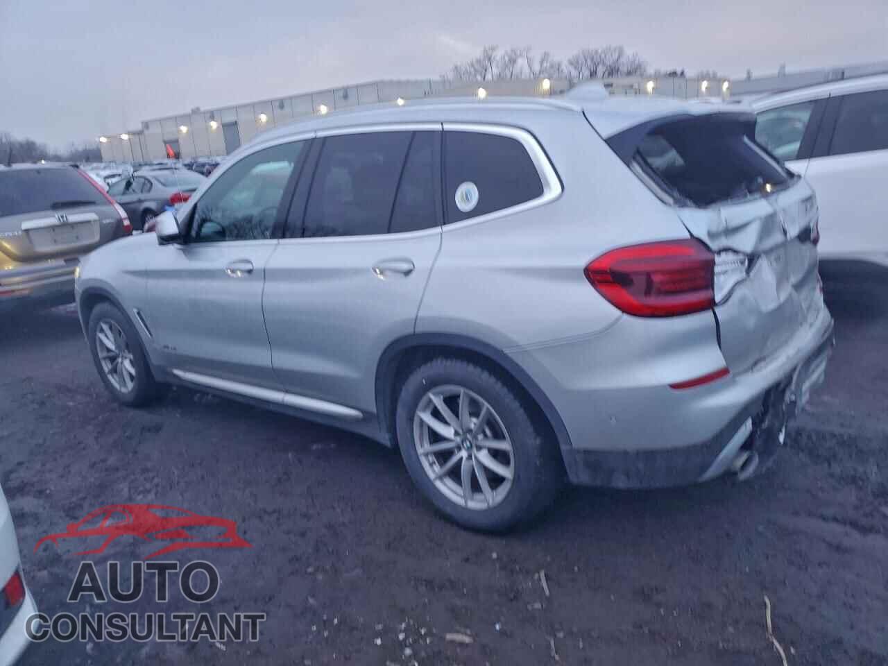 BMW X3 2018 - 5UXTR9C51JLC83735