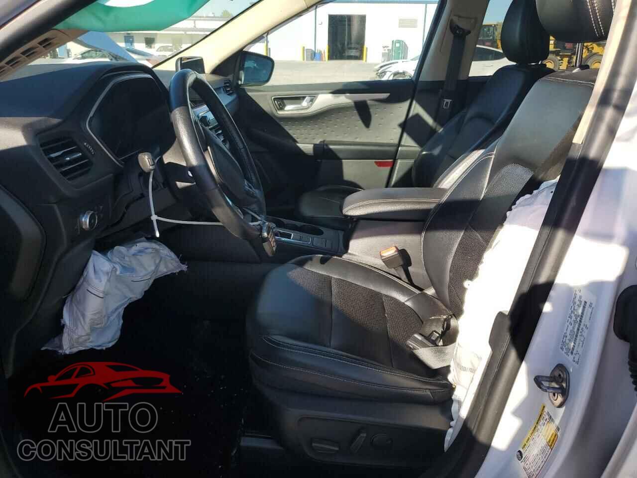 FORD ESCAPE 2020 - 1FMCU0H63LUA00691