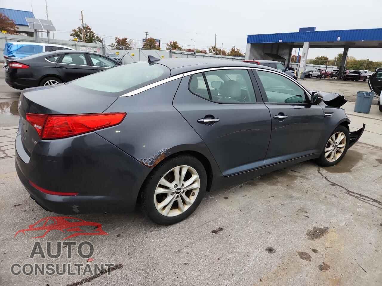 KIA OPTIMA 2011 - KNAGN4A75B5146108