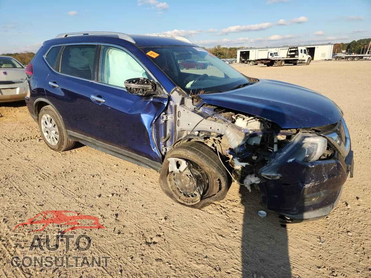 NISSAN ROGUE 2017 - KNMAT2MT2HP579913