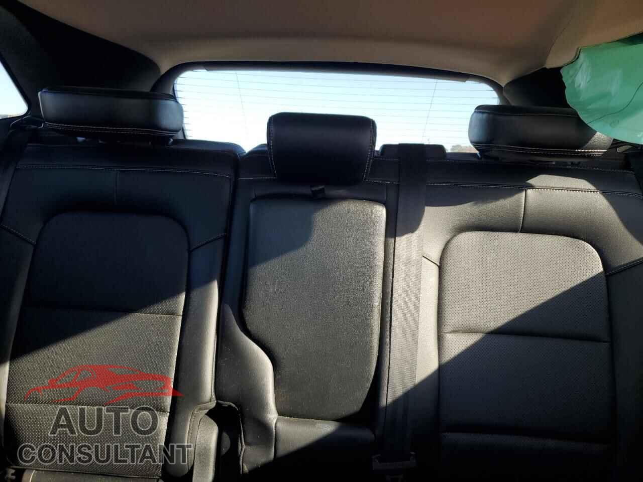FORD ESCAPE 2020 - 1FMCU0H63LUA00691