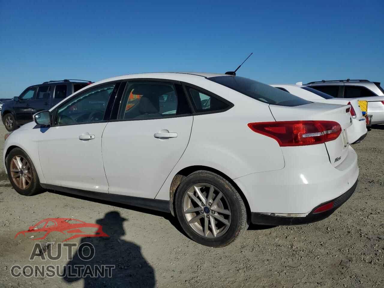 FORD FOCUS 2016 - 1FADP3F27GL345337