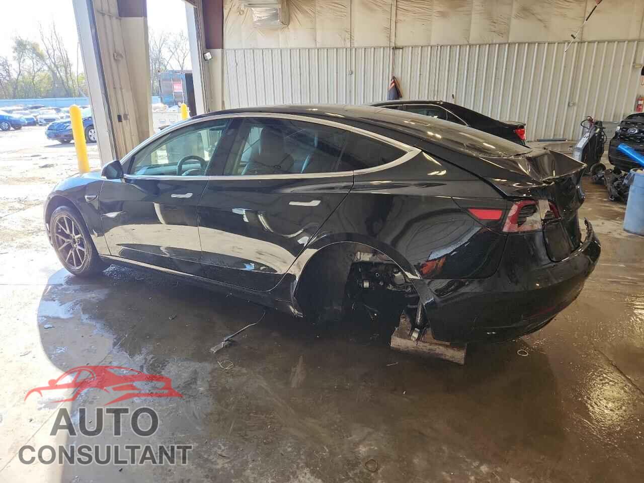 TESLA MODEL 3 2019 - 5YJ3E1EB8KF432208