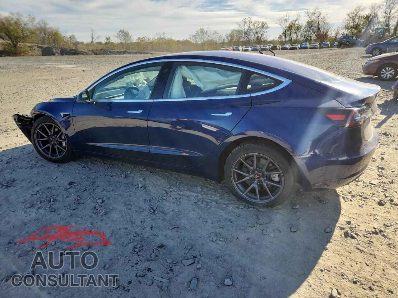 TESLA MODEL 3 2018 - 5YJ3E1EA0JF026140
