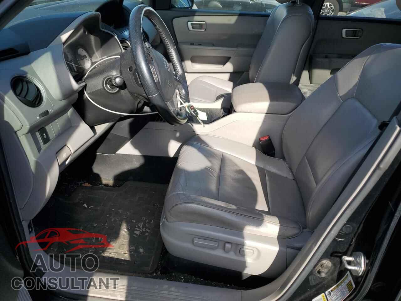 HONDA PILOT 2013 - 5FNYF4H59DB054770
