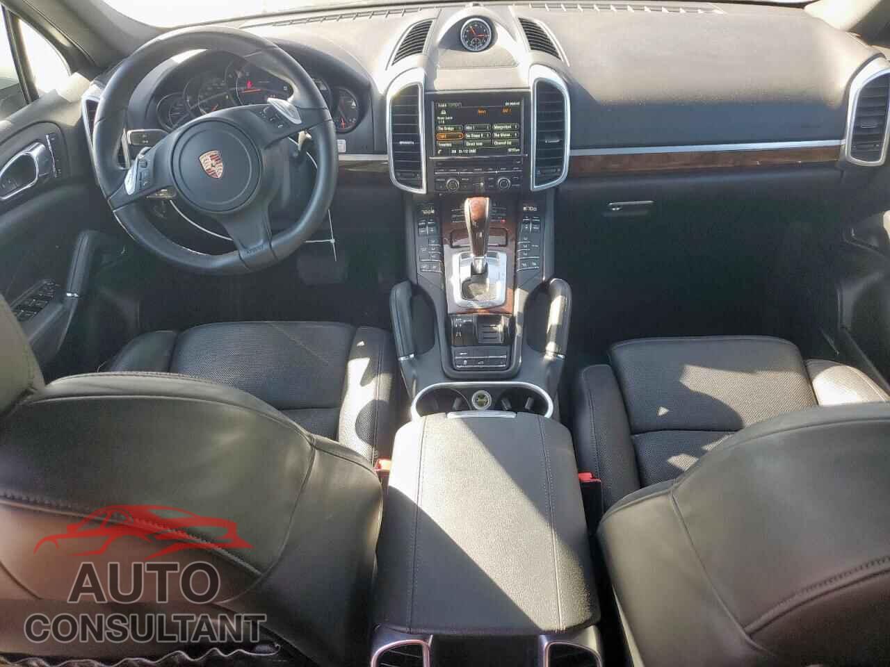 PORSCHE CAYENNE 2013 - WP1AF2A24DLA41068
