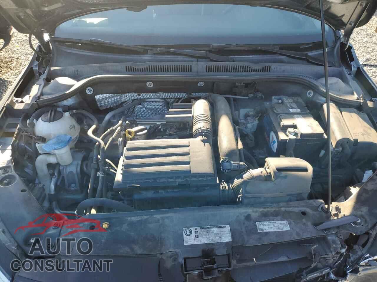 VOLKSWAGEN JETTA 2017 - 3VW2B7AJ1HM401839