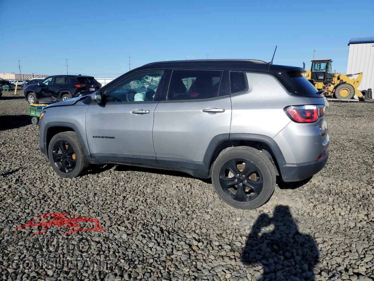 JEEP COMPASS 2018 - 3C4NJDBB2JT401806