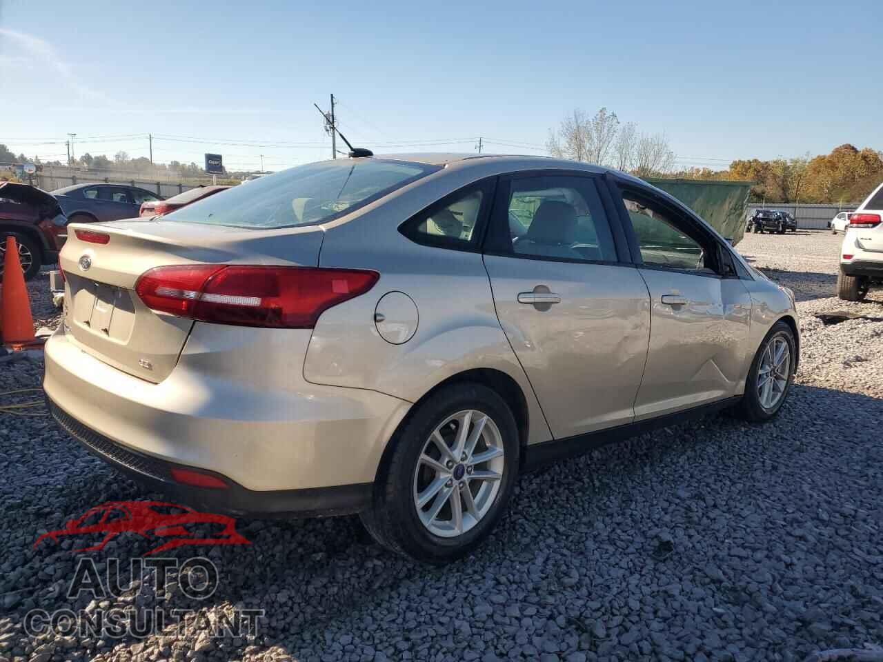 FORD FOCUS 2017 - 1FADP3F22HL227651