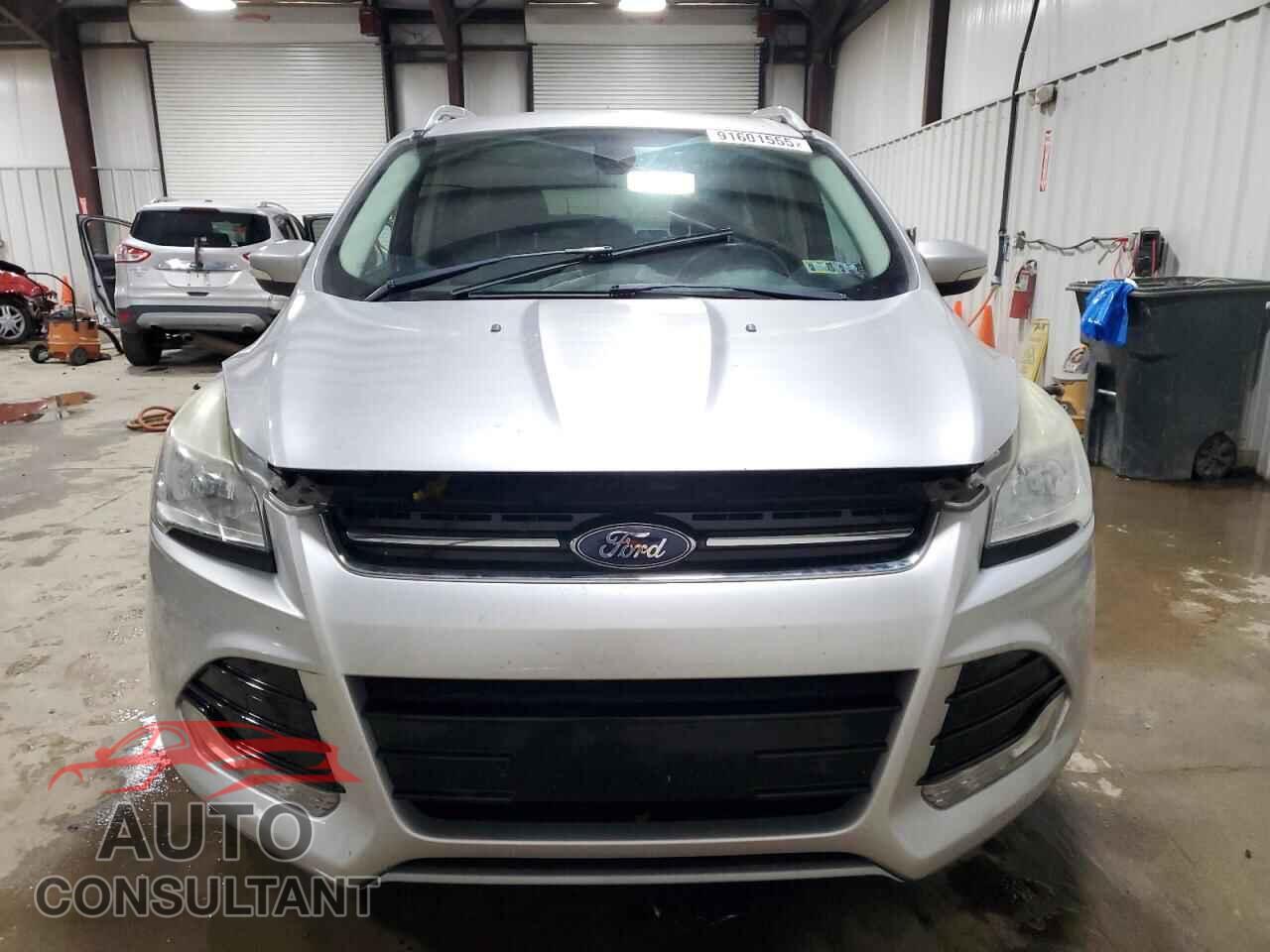 FORD ESCAPE 2014 - 1FMCU9JX4EUC18696