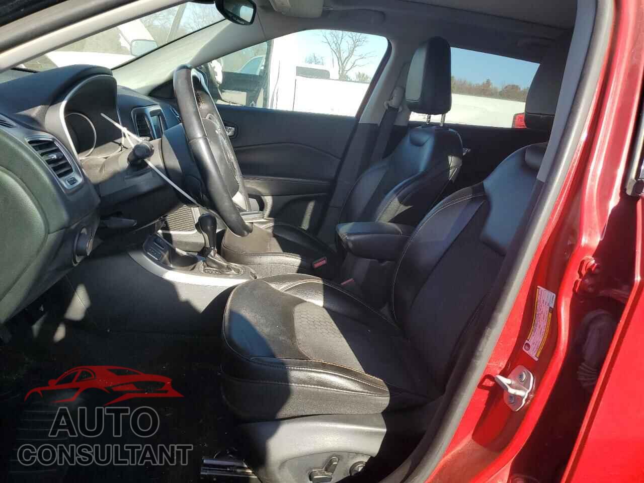 JEEP COMPASS 2018 - 3C4NJCBB3JT124948
