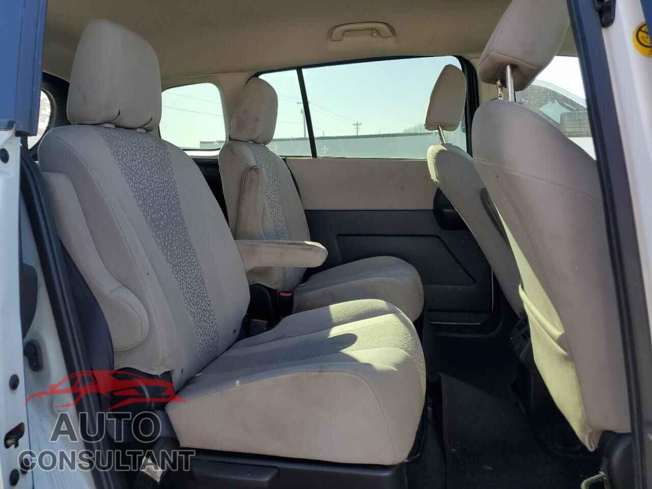 MAZDA 5 2012 - JM1CW2BL7C0107310