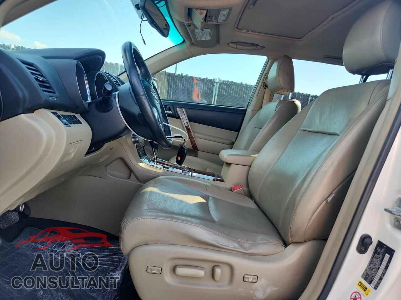 TOYOTA HIGHLANDER 2012 - 5TDYK3EH2CS087012