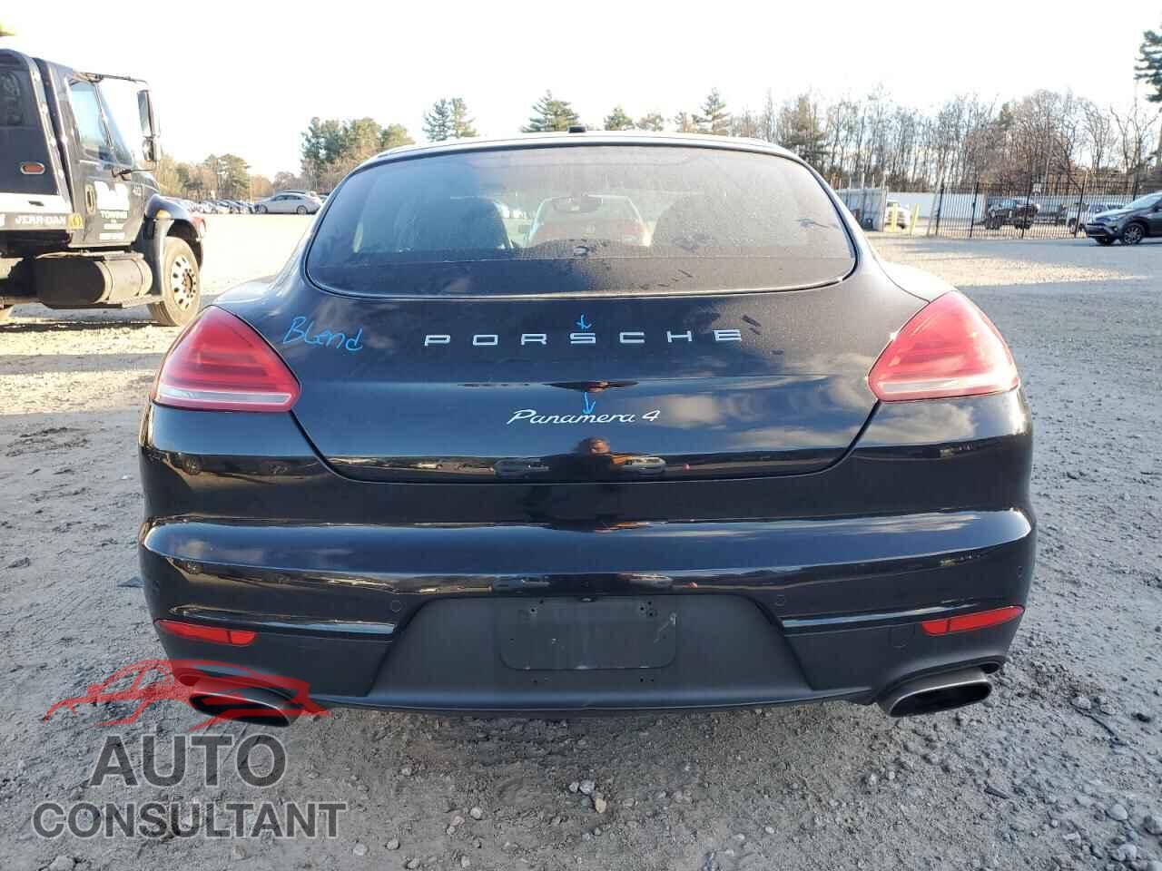 PORSCHE PANAMERA 2015 - WP0AA2A70FL003464