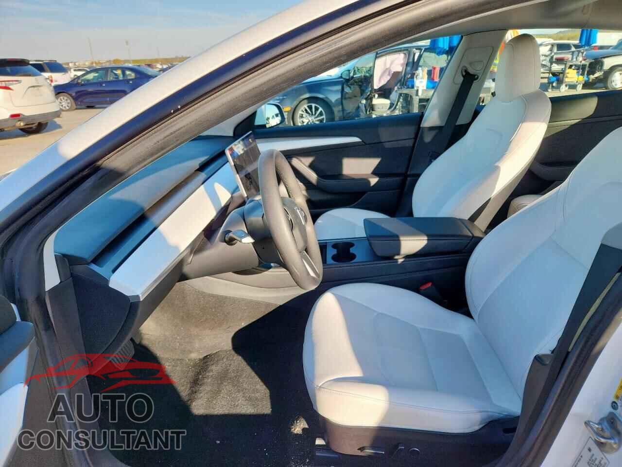 TESLA MODEL 3 2022 - 5YJ3E1EA3NF130627