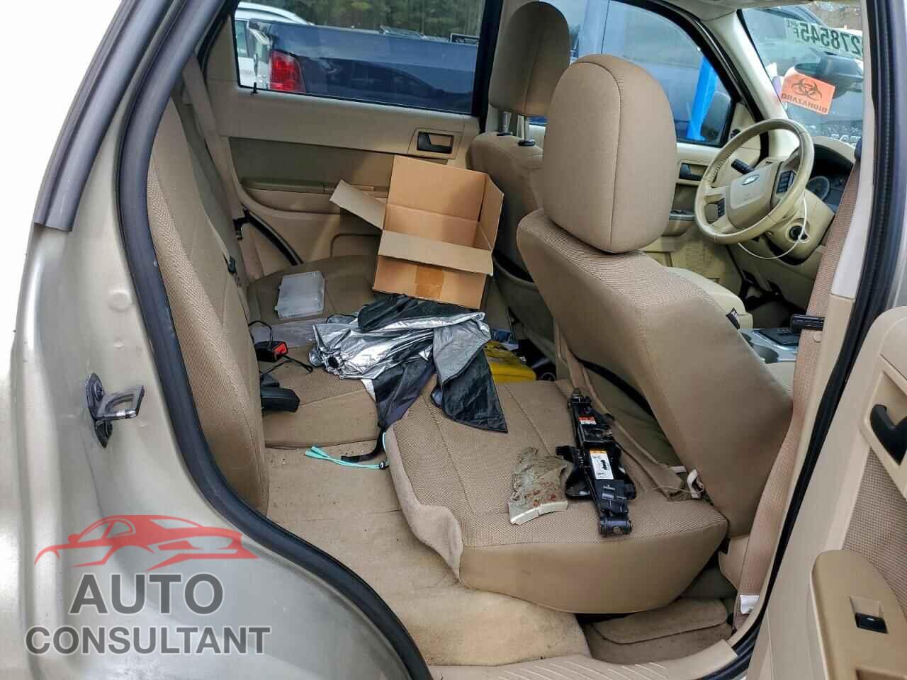 FORD ESCAPE 2010 - 1FMCU9D74AKB09186