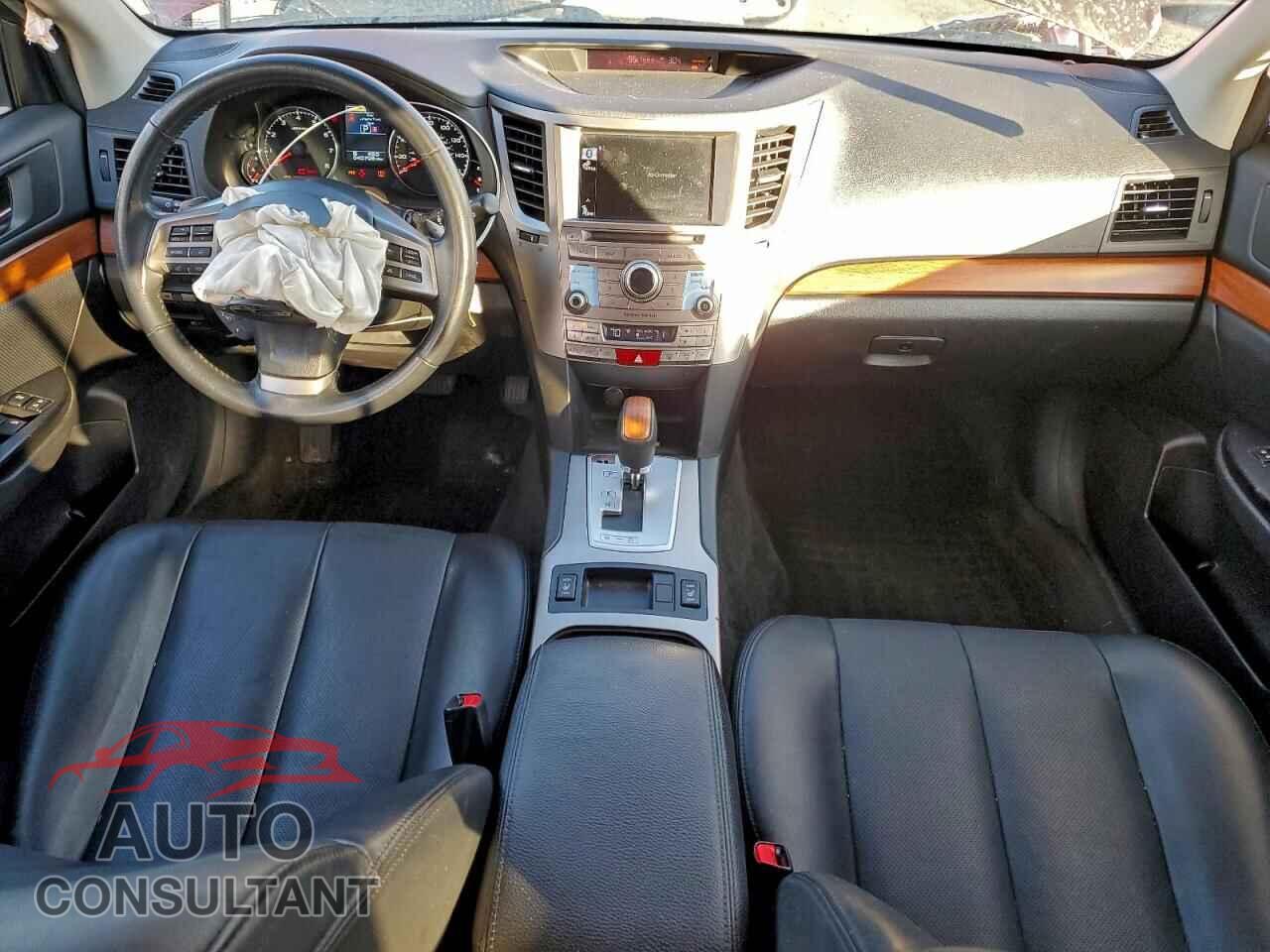 SUBARU OUTBACK 2014 - 4S4BRDNC4E2221004