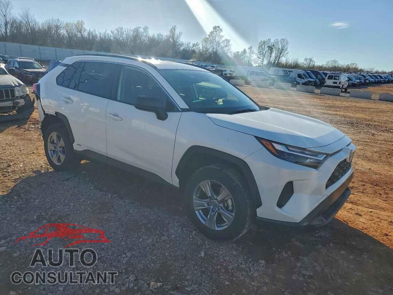 TOYOTA RAV4 2024 - JTMLWRFV5RD242551
