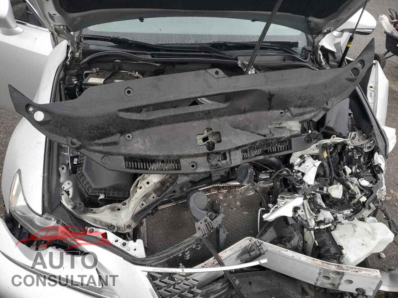 LEXUS IS 2014 - JTHBF1D20E5014143