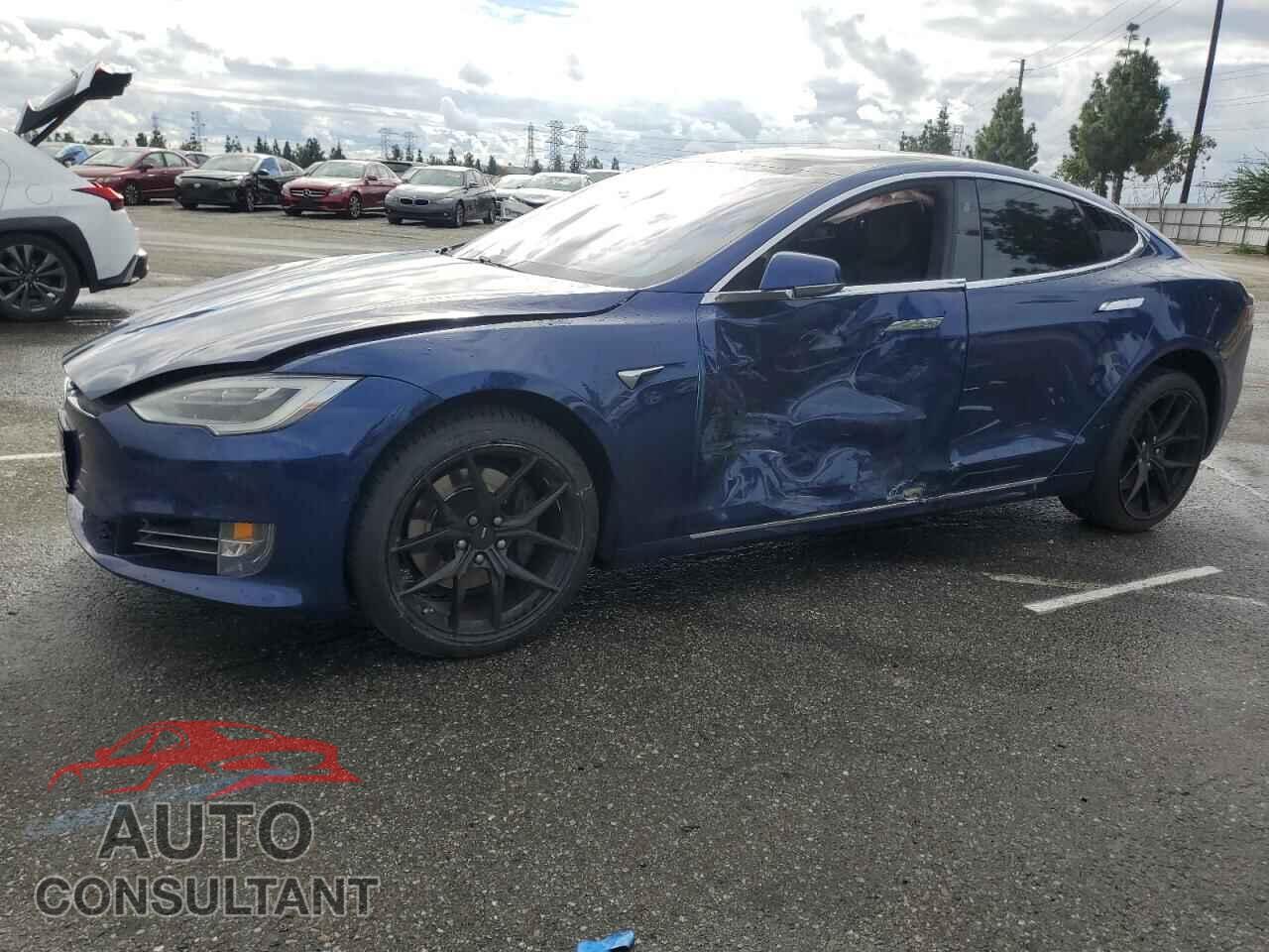 TESLA MODEL S 2018 - 5YJSA1E21JF298017