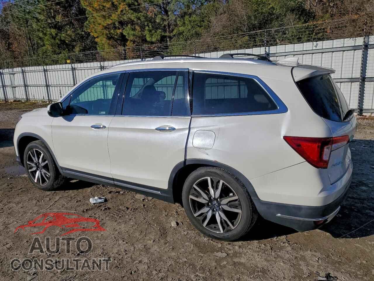 HONDA PILOT 2019 - 5FNYF6H02KB026676