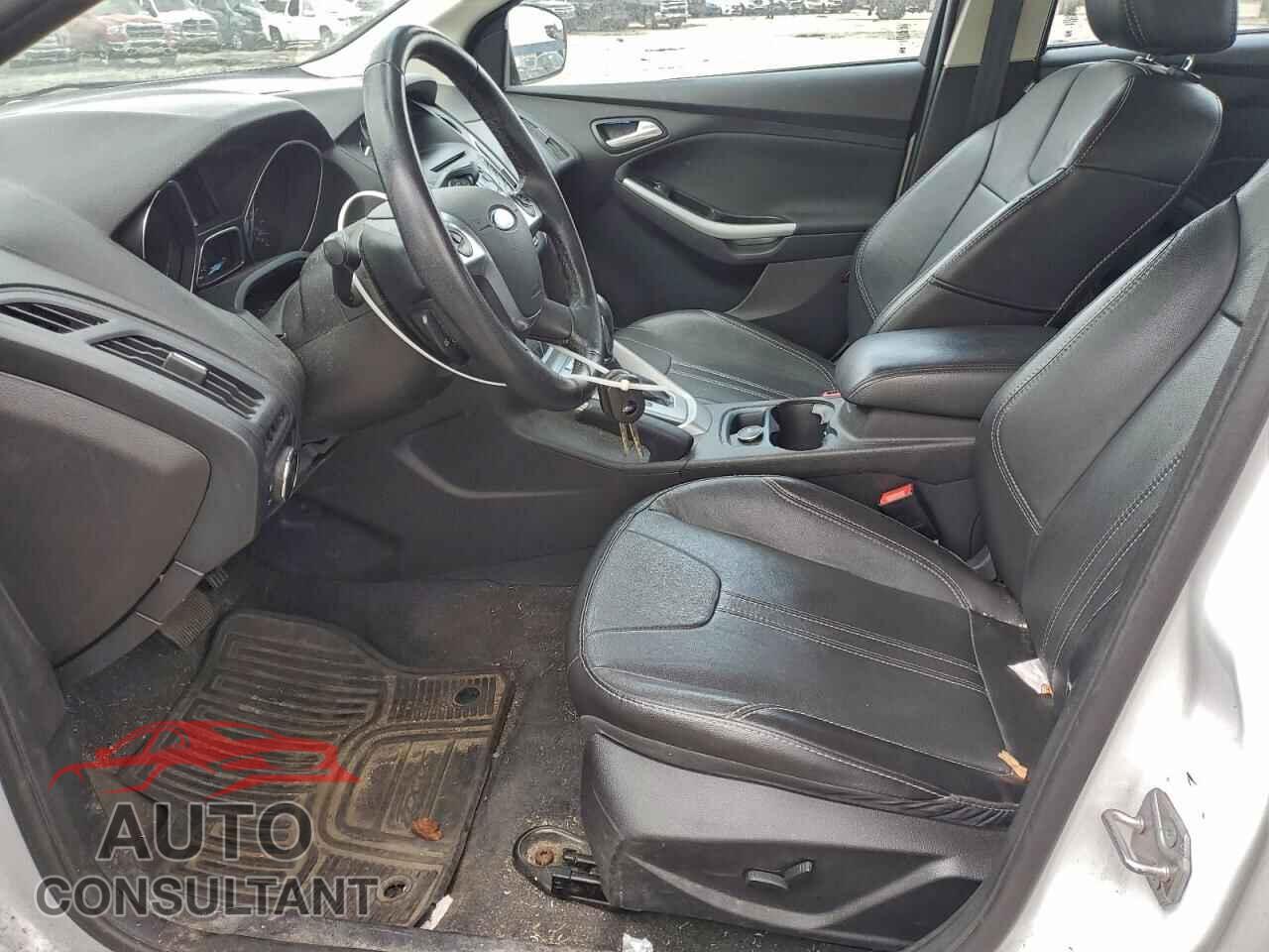 FORD FOCUS 2014 - 1FADP3F28EL314661