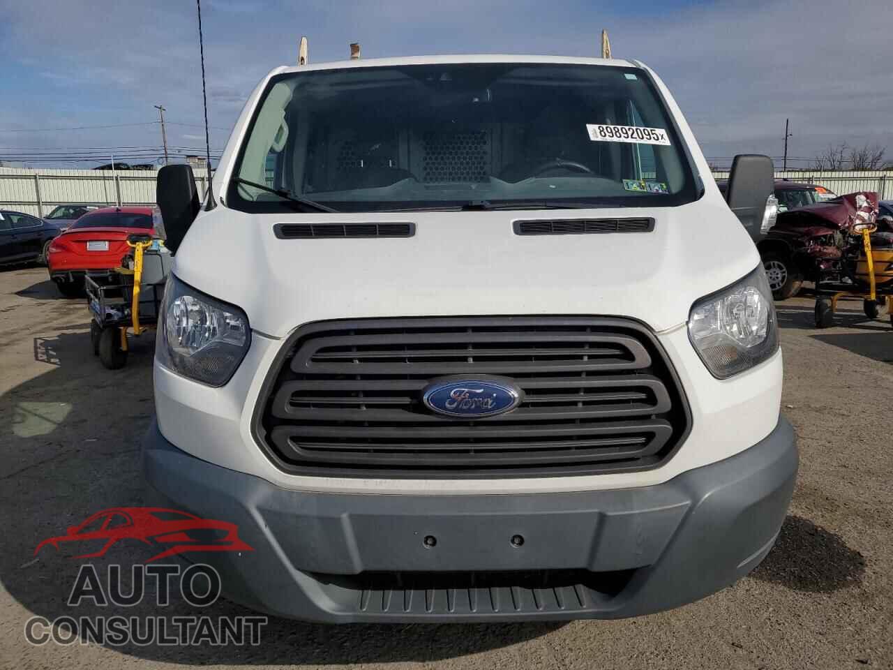 FORD TRANSIT 2017 - 1FTYR2YM5HKB24700