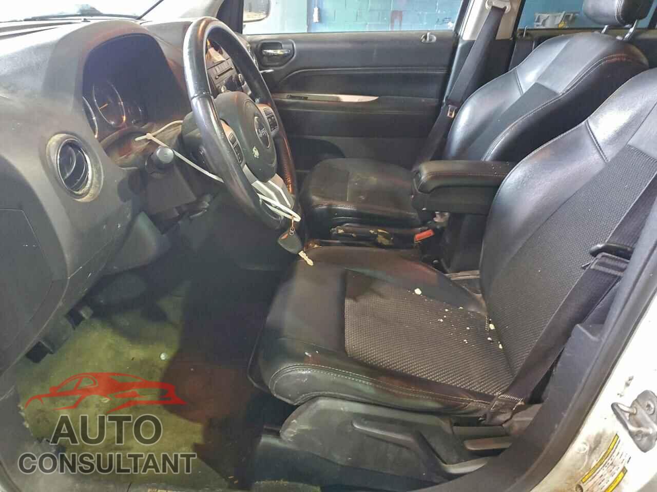 JEEP COMPASS 2016 - 1C4NJCEA0GD620081