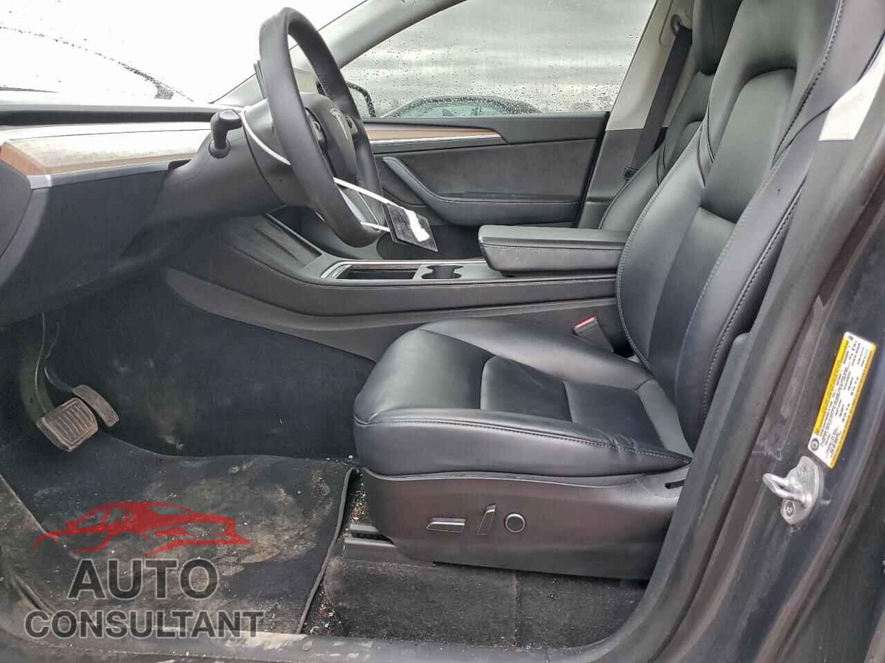 TESLA MODEL Y 2022 - 7SAYGDEE3NF572587