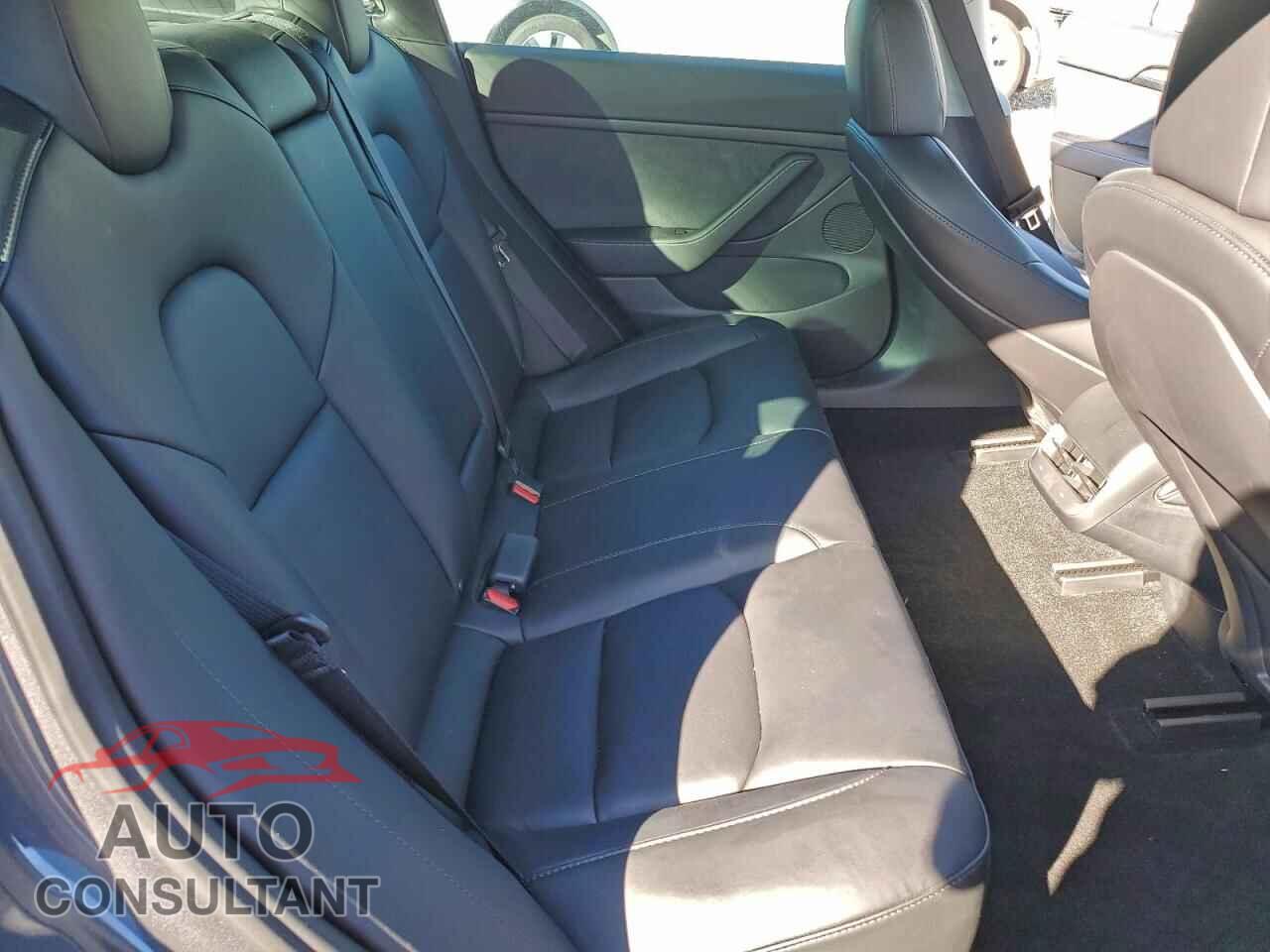 TESLA MODEL 3 2023 - 5YJ3E1EB5PF388885