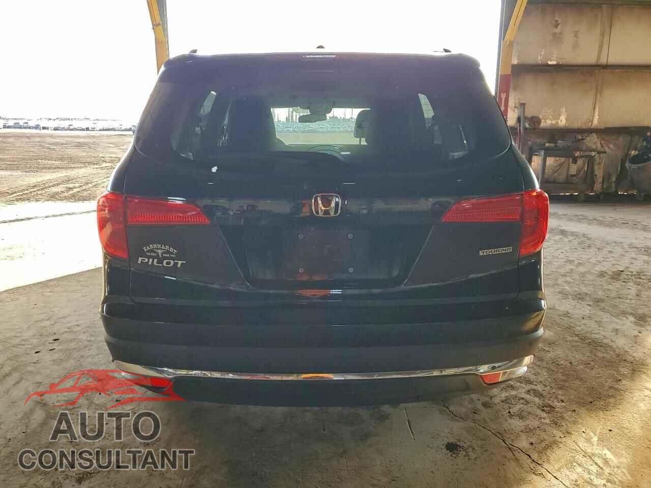 HONDA PILOT 2018 - 5FNYF5H96JB012724