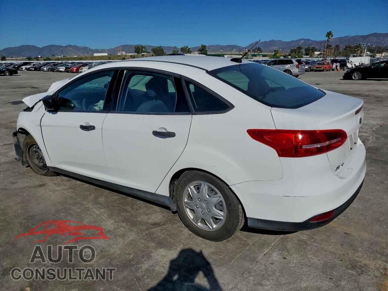 FORD FOCUS 2016 - 1FADP3E27GL238662